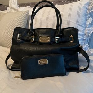 Michael Kors Hamilton Purse + Wallet (medium)